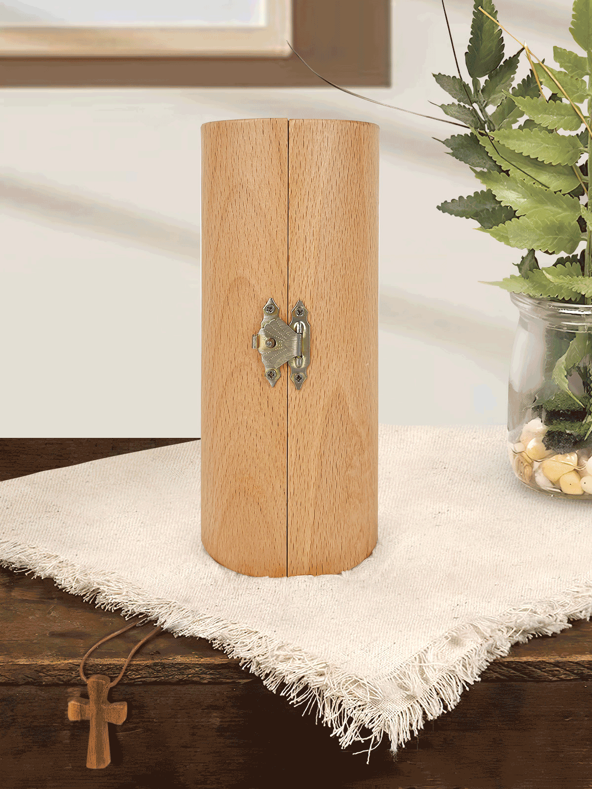 Prayer For My Mom/Dad - Personalized Openable Wooden Cylinder Sculpture of Jesus Christ