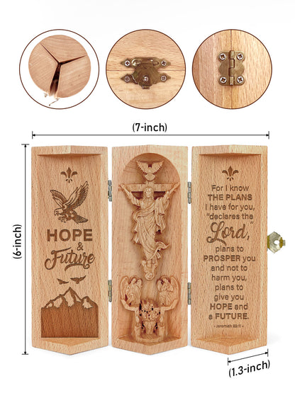 Jeremiah 29:11 - Openable Wooden Cylinder Sculpture of Jesus Christ